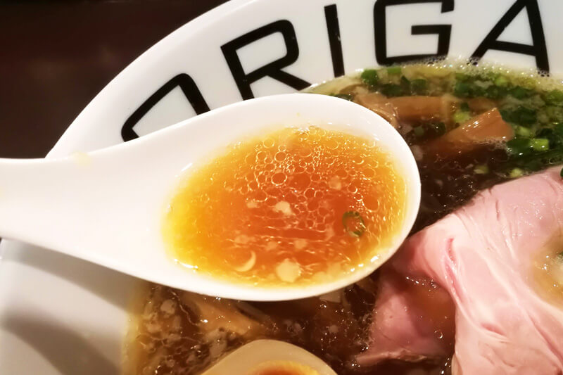 麺屋ORIGAMI 味玉ORIGAMIらーめん スープ