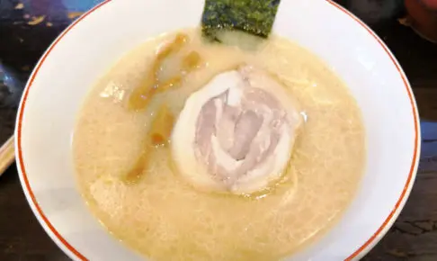 北浦和の名店「百歩ラーメン」長く愛される絶品のとんこつラーメン