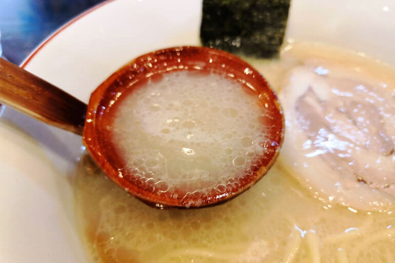 百歩ラーメン スープ