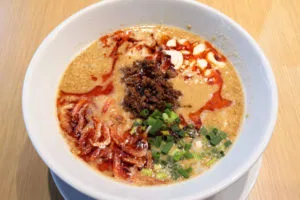 浦和駅西口の担々麺専門店「甲州屋別邸」が担々麺無料キャンペーンを開催するぞ