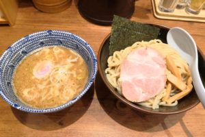 あっさり系Wスープがウマい「舎鈴 ビーンズ武蔵浦和店」毎日食べられる美味しいつけめん