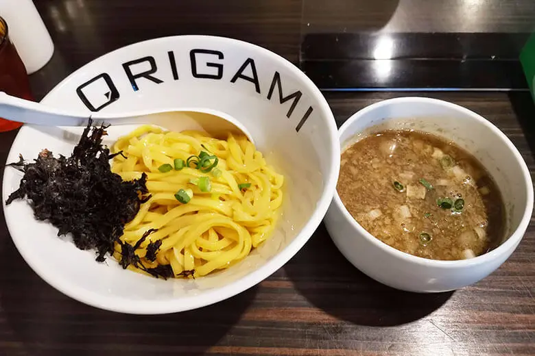 煮干しラーメンに進化した 麺屋origami 浦和の人気店でいただく絶品ラーメン Urawacity Net 浦和シティネット