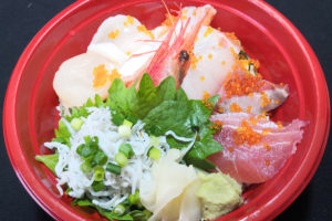 海鮮丼ランチ「魚や一丁（うおやいっちょう）浦和店」で楽々テイクアウト！