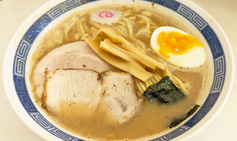 長く愛される老舗ラーメン「浦和大勝軒」自家製もちもち麺とスープの相性が抜群です