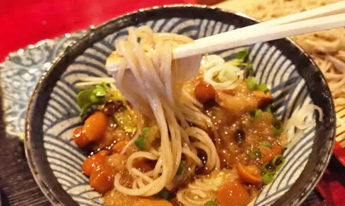 なめこおろしの手打ち蕎麦