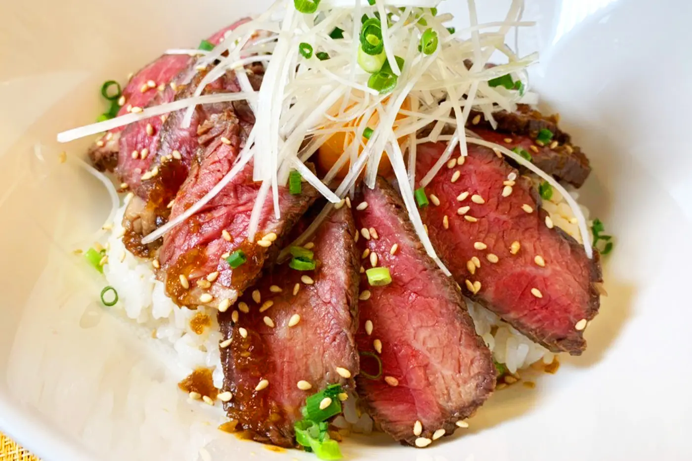 ローストビーフ丼