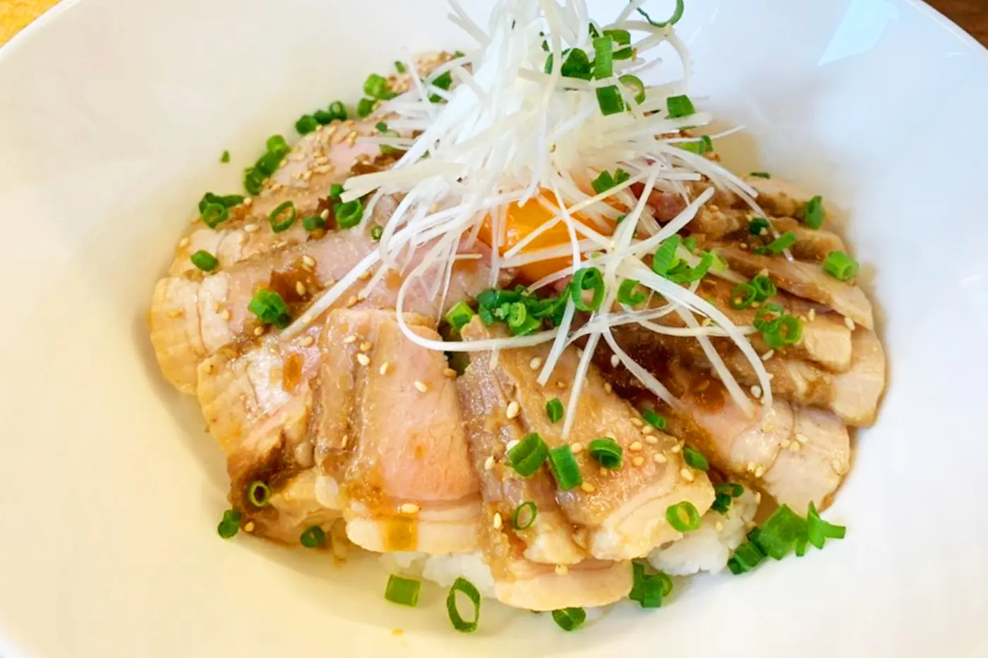 ローストポーク丼
