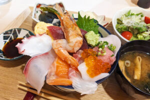 浦和で贅沢な海鮮丼ランチ「料理屋 季口」埼玉県庁近くにオープンしたお店が激推し