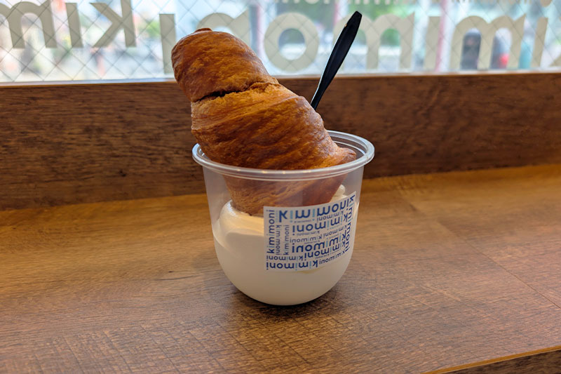 ソフトクリーム+クロワッサン