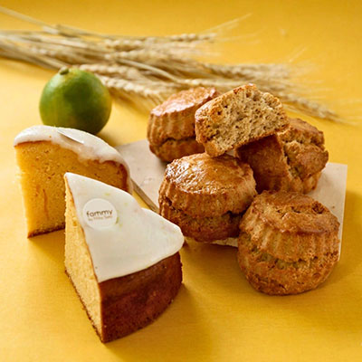 左:江別製粉全粒粉スコーン 422円(1個)、右:ベルガモットドリズル 650円(1個)