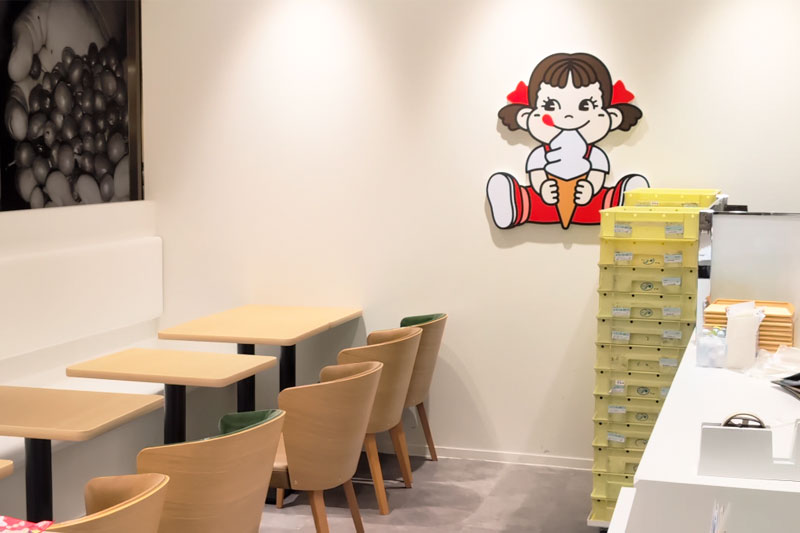ペコちゃんmilkyドーナツ浦和パルコ店内